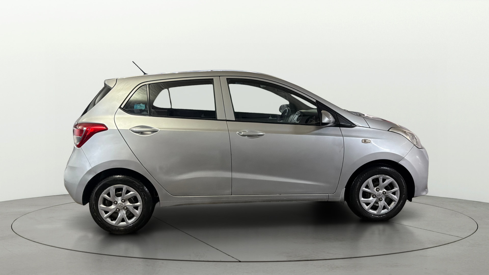 View 2018 Hyundai Grand i10 Sportz 1.2 Kappa Image 8 Used 2018 Hyundai Grand i10 Sportz 1.2 Kappa Image 8