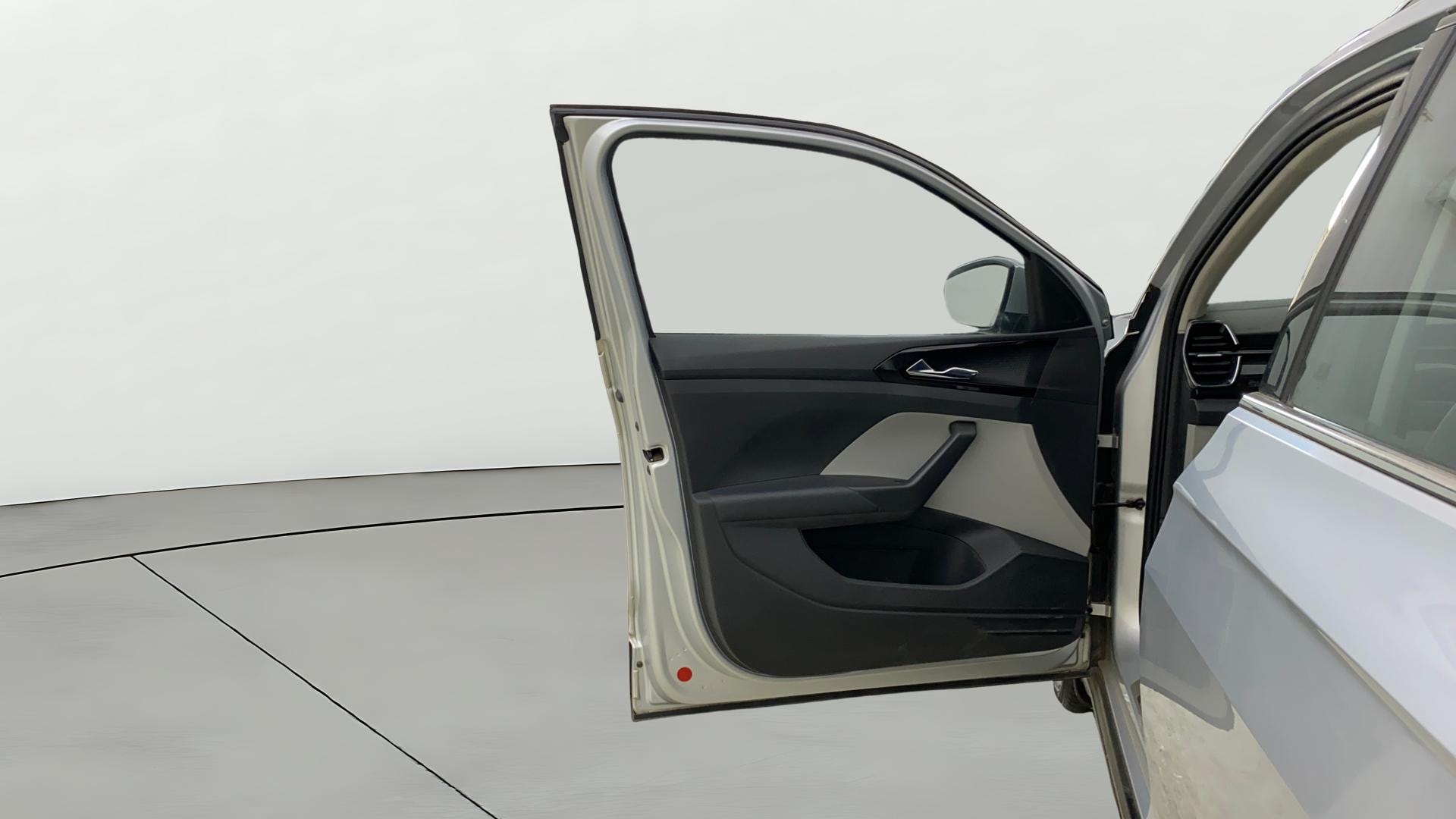 View 2022 Skoda Kushaq Style 1.5 TSI MT Image 32 Used 2022 Skoda Kushaq Style 1.5 TSI MT Image 32