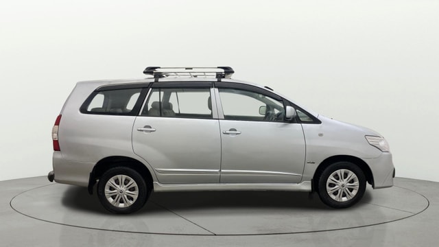 View Toyota Innova Image 8 Used Toyota Innova Image 8
