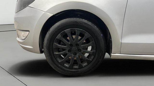 View Skoda Rapid Image 29 Used Skoda Rapid Image 29