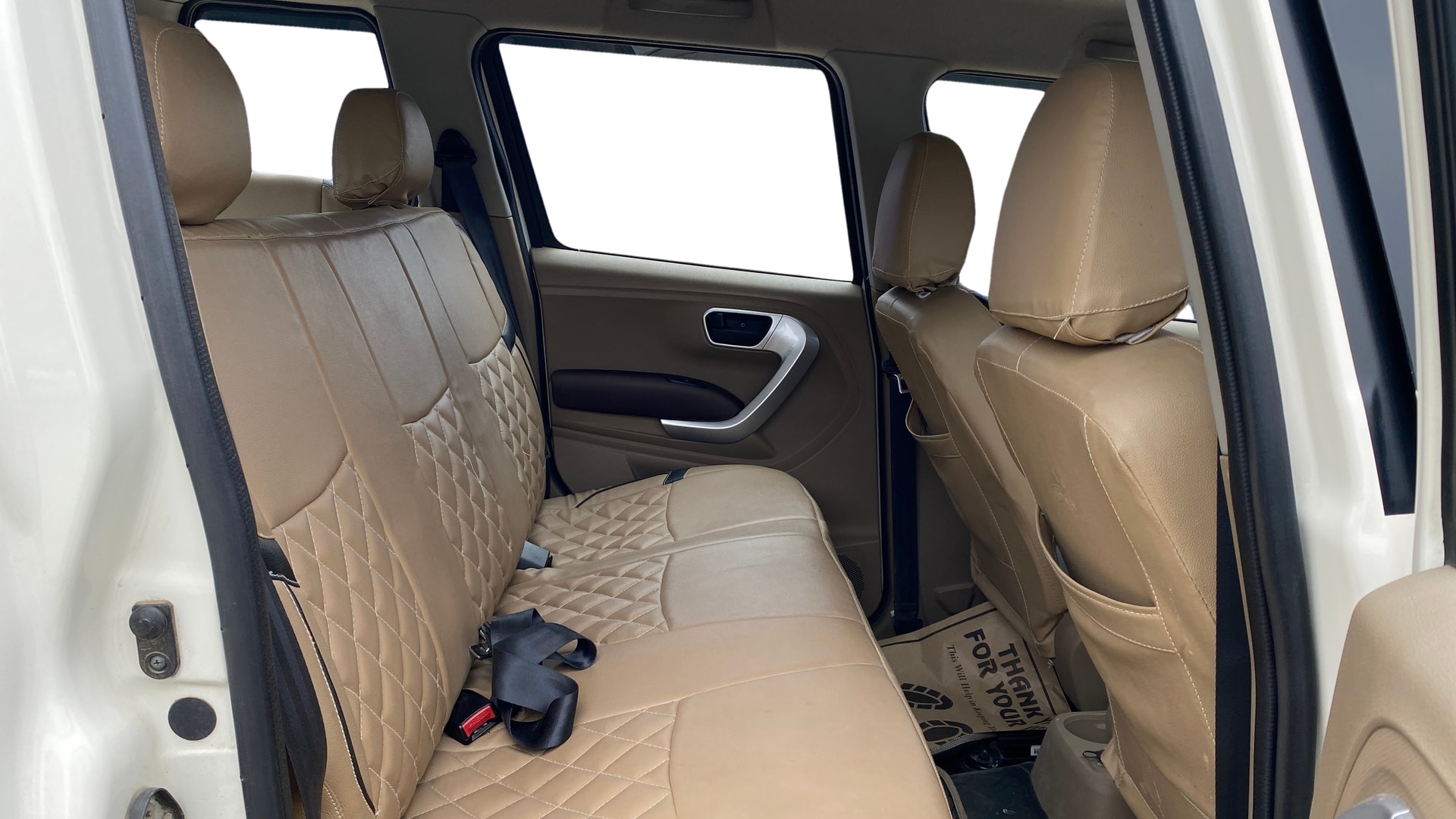 View 2017 Mahindra TUV300 T8 Image 35 Used 2017 Mahindra TUV300 T8 Image 35