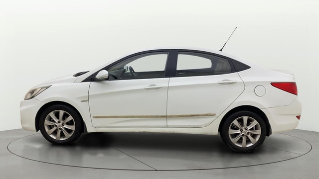 View Hyundai Fluidic Verna Image 5 Used Hyundai Fluidic Verna Image 5