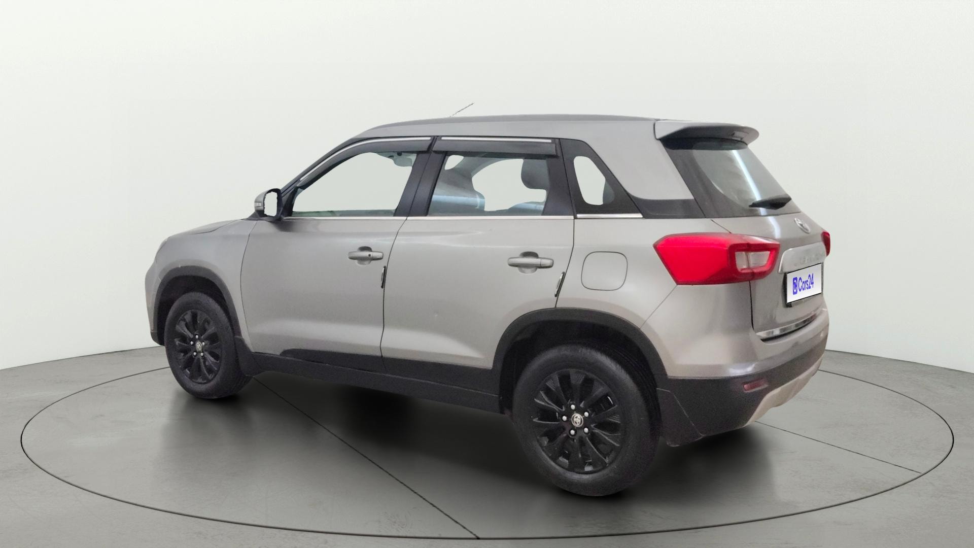 View 2022 Toyota Urban Cruiser High MT Image 2 Used 2022 Toyota Urban Cruiser High MT Image 2
