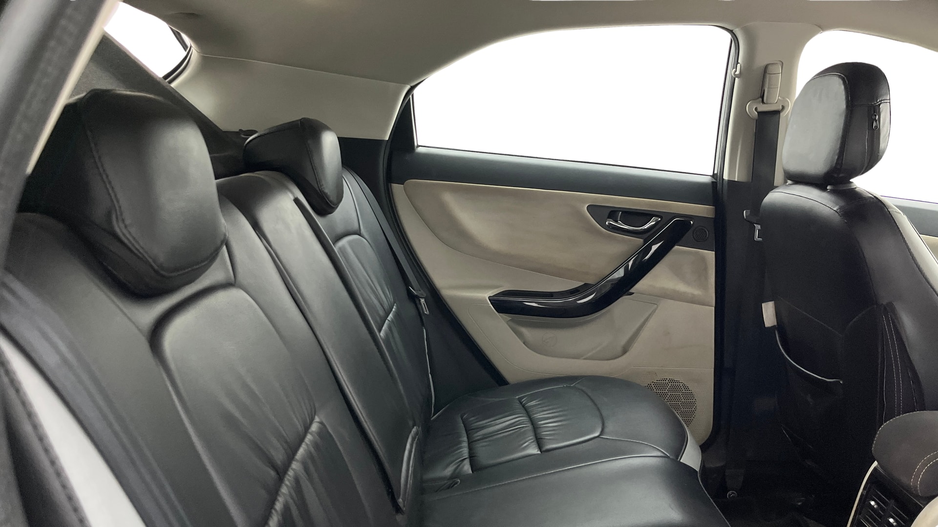 View 2020 Tata Nexon Revotron XE Image 29 Used 2020 Tata Nexon Revotron XE Image 29
