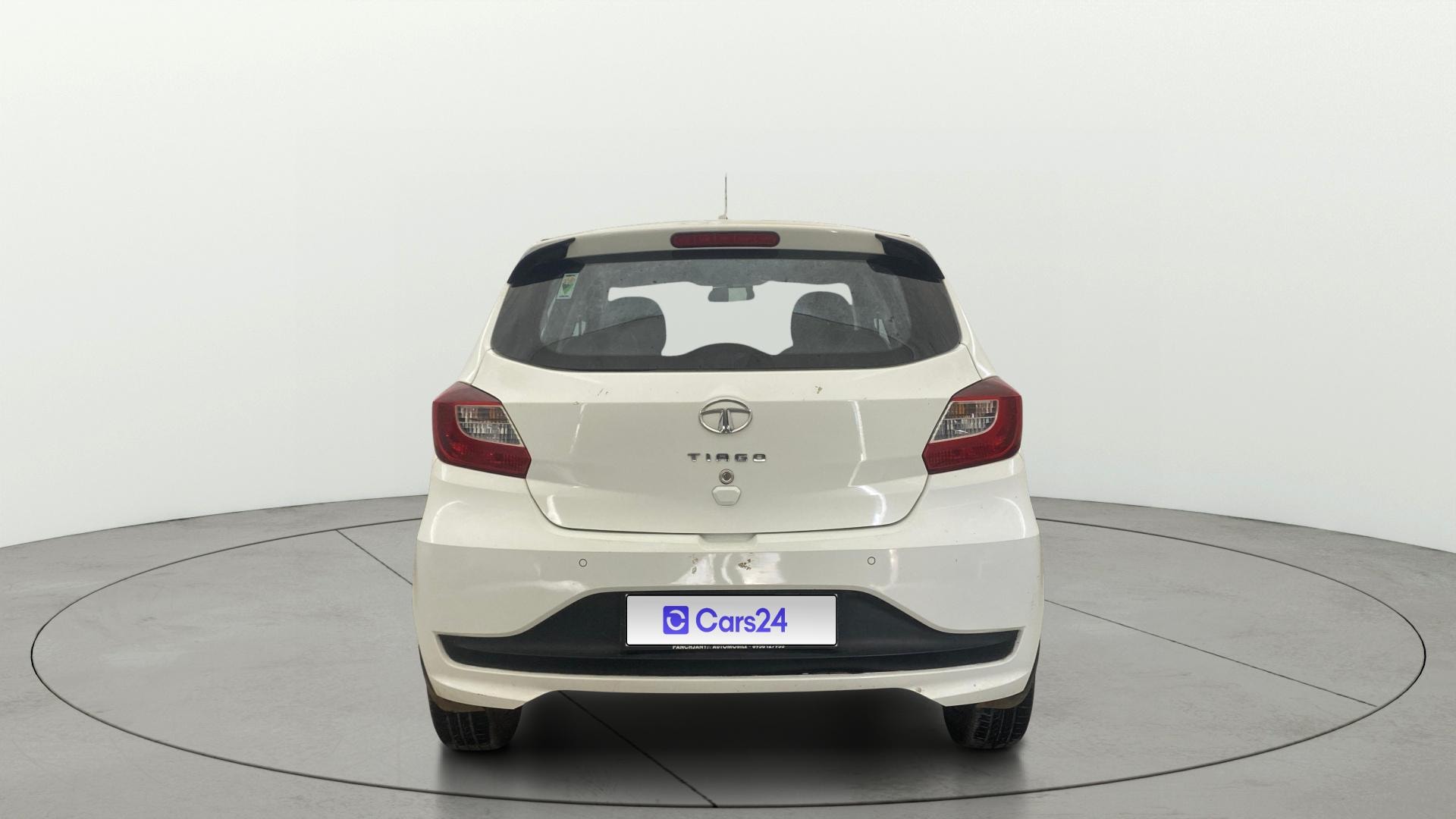 View 2022 Tata Tiago Revotorq XB Image 38 Used 2022 Tata Tiago Revotorq XB Image 38