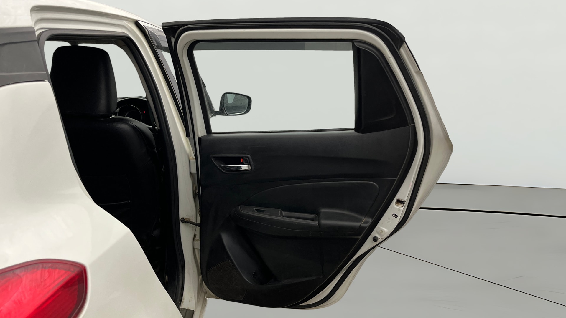 View 2022 Maruti Suzuki 1000 Base Variant Image 7 Used 2022 Maruti Suzuki 1000 Base Variant Image 7