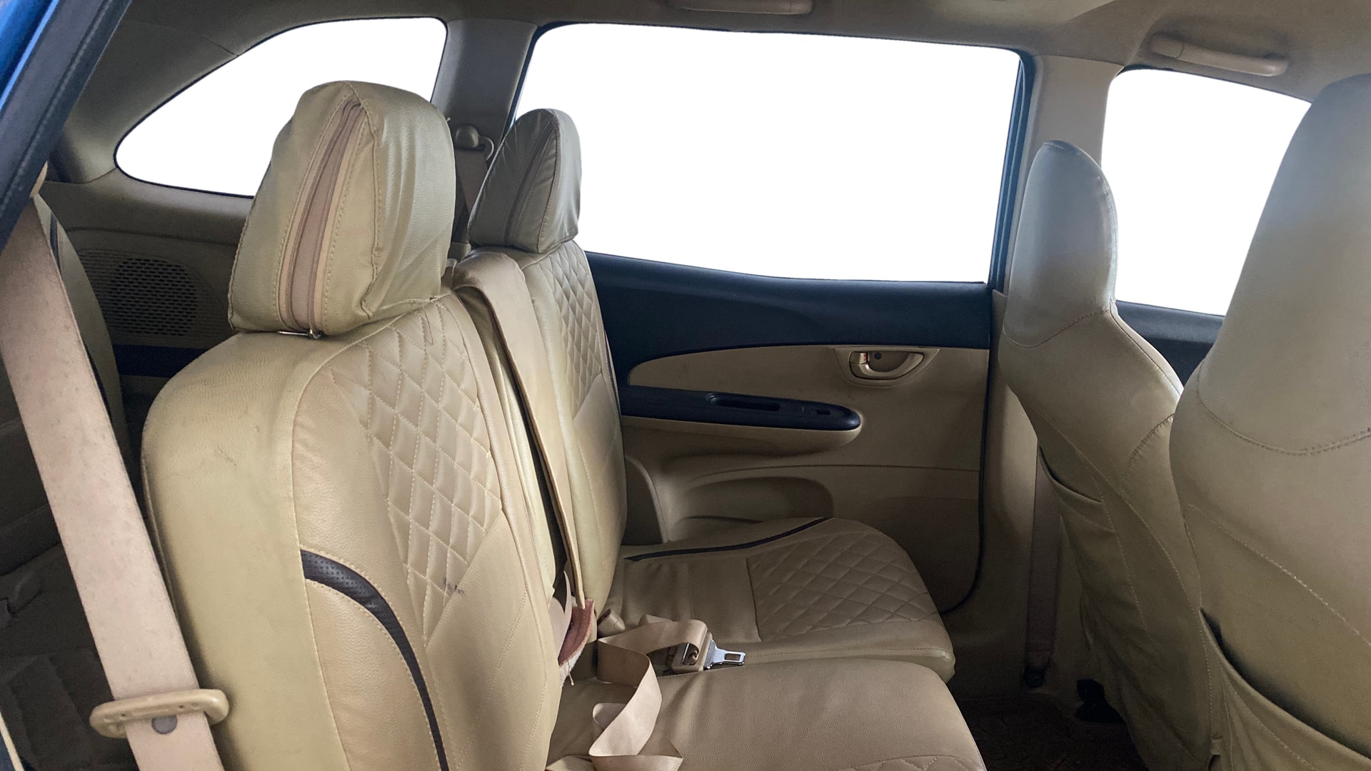 View 2014 Honda Mobilio E Diesel Image 29 Used 2014 Honda Mobilio E Diesel Image 29