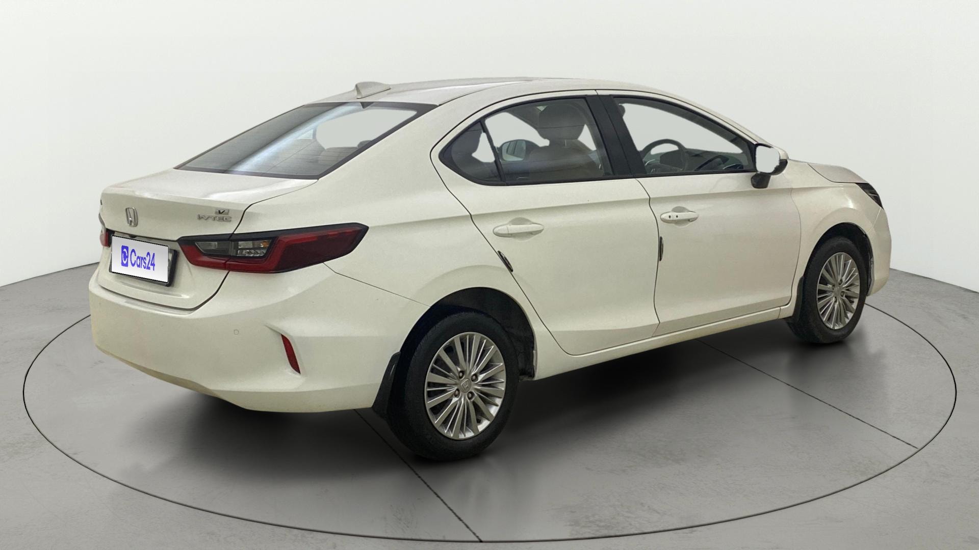 View 2020 Honda City ZX MT Diesel Anniversary Edition Image 43 Used 2020 Honda City ZX MT Diesel Anniversary Edition Image 43