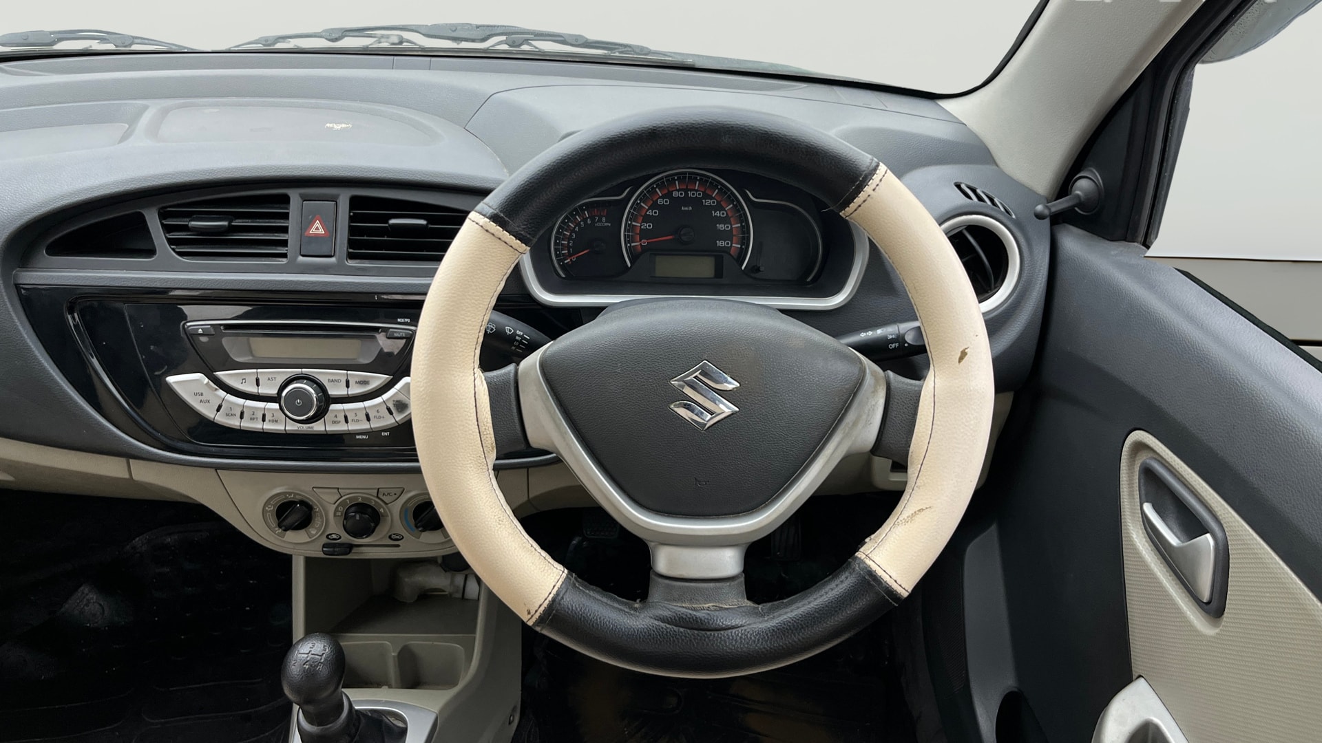 View 2016 Maruti Suzuki Alto K10 LX Image 20 Used 2016 Maruti Suzuki Alto K10 LX Image 20