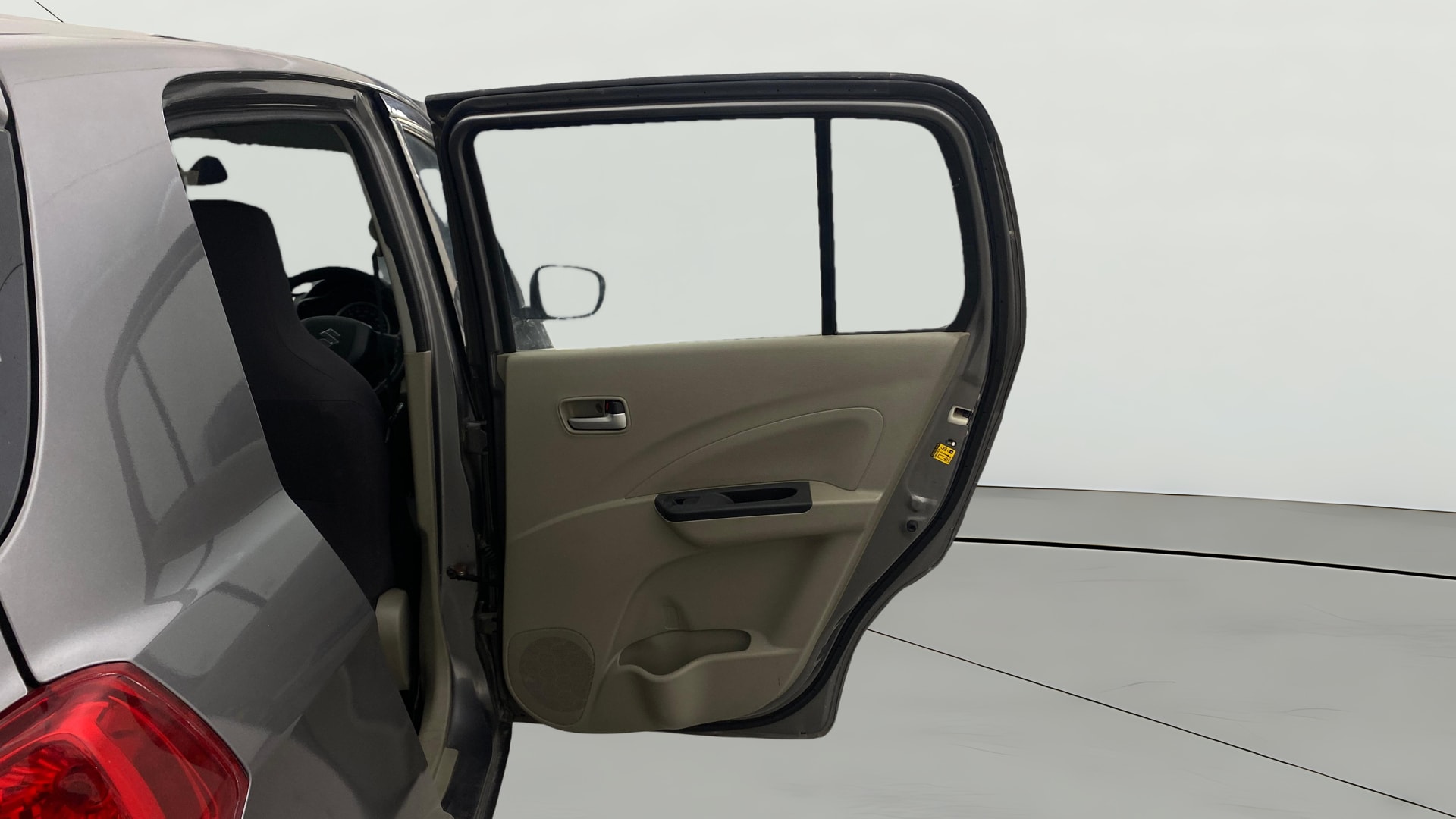 View 2015 Maruti Suzuki 1000 Base Variant Image 7 Used 2015 Maruti Suzuki 1000 Base Variant Image 7