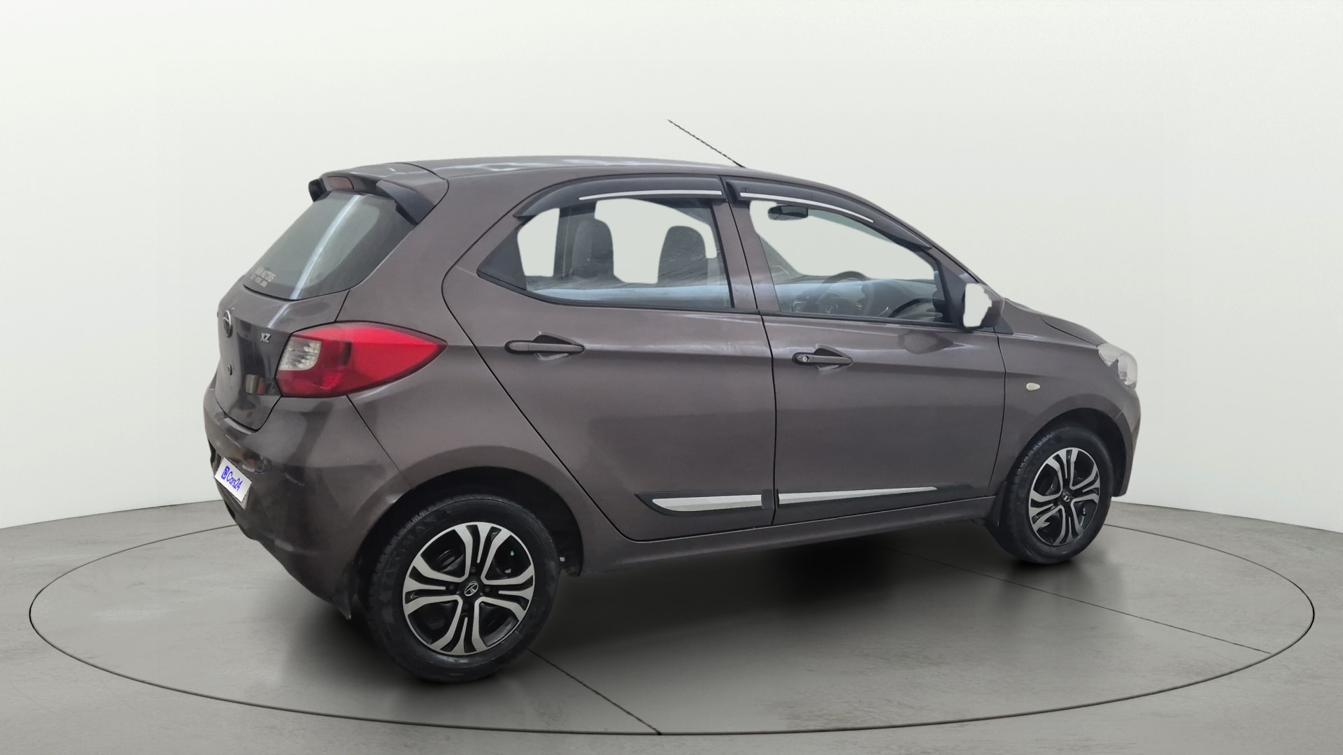 View 2019 Tata Tiago Revotorq XB Image 41 Used 2019 Tata Tiago Revotorq XB Image 41
