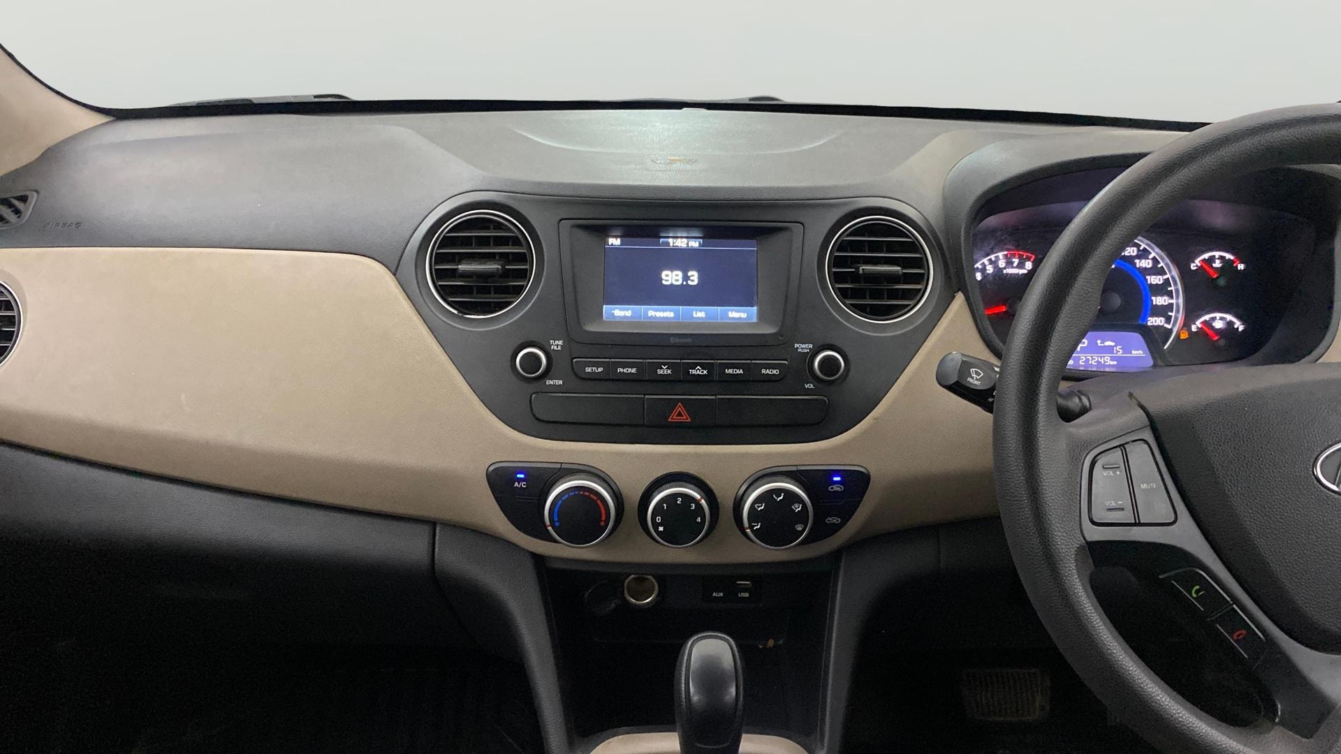 View 2019 Hyundai Grand i10 1.2 Magna Petrol AT Image 17 Used 2019 Hyundai Grand i10 1.2 Magna Petrol AT Image 17