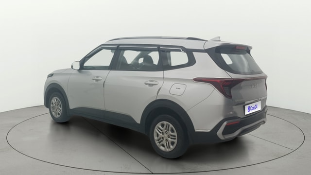 View Kia Carens Image 2 Used Kia Carens Image 2