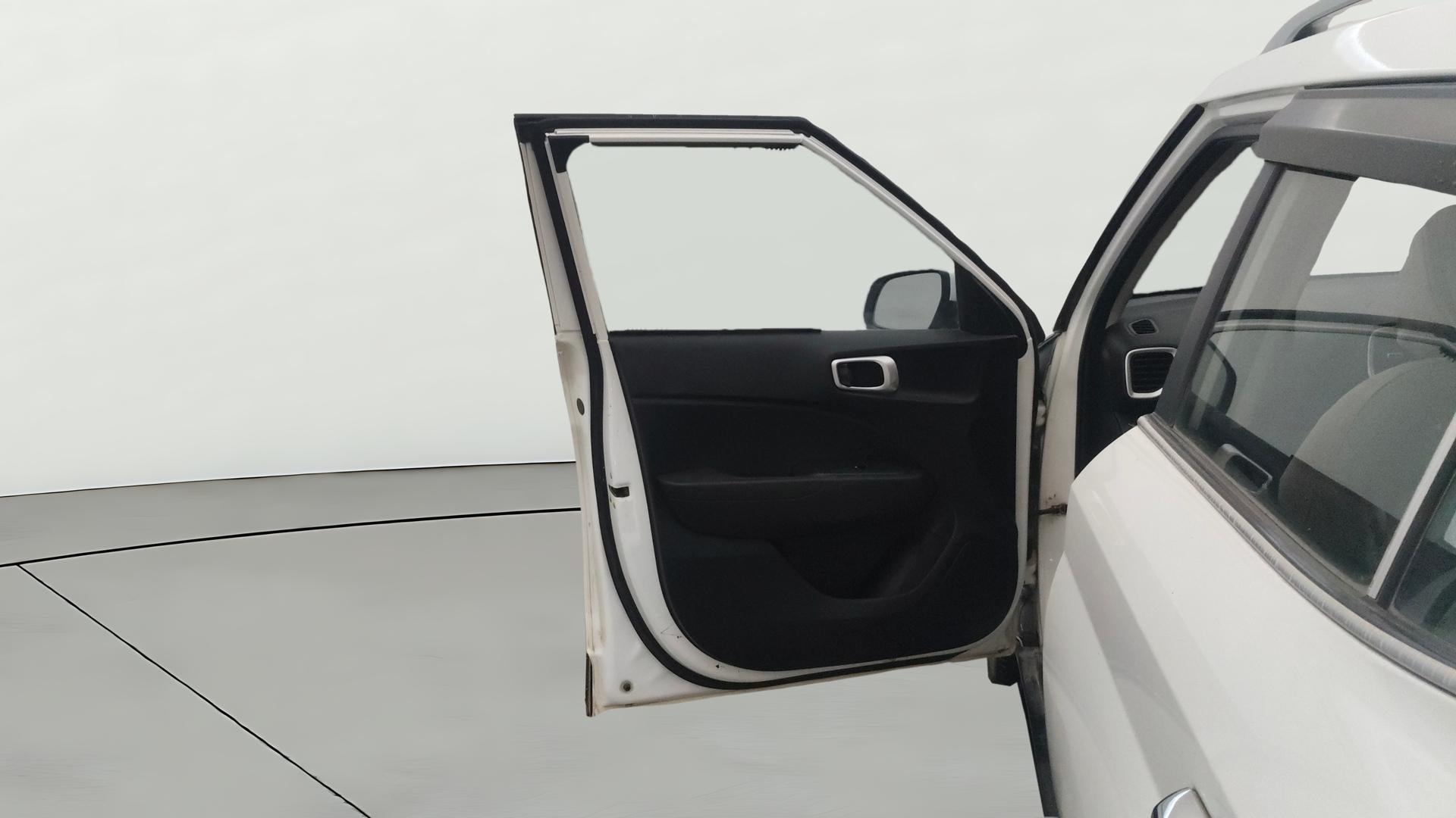 View 2022 Hyundai Venue S 1.2 Petrol Image 30 Used 2022 Hyundai Venue S 1.2 Petrol Image 30