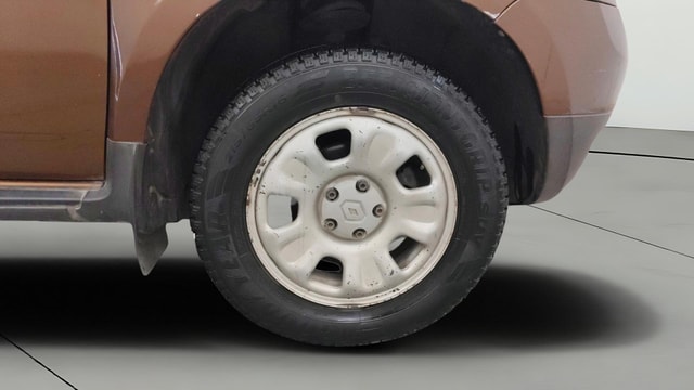 View Renault Duster Image 41 Used Renault Duster Image 41