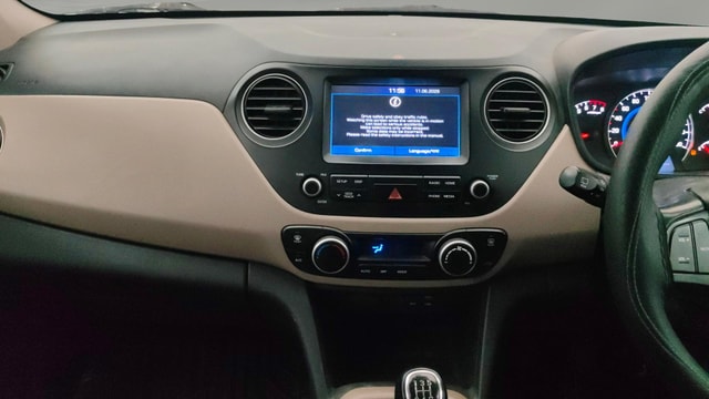 View Hyundai Grand i10 Image 17 Used Hyundai Grand i10 Image 17