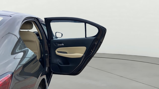 View Honda City ZX Image 8 Used Honda City ZX Image 8
