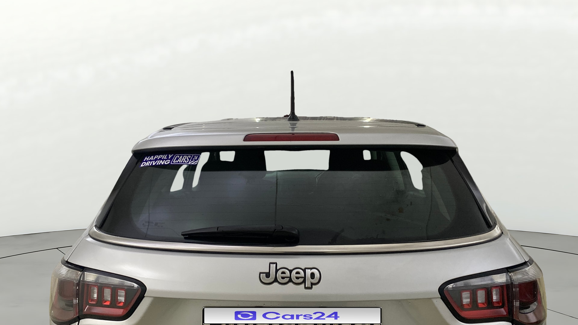 View 2018 Jeep Compass Sport 1.4 Multi AIR Petrol BS IV Image 4 Used 2018 Jeep Compass Sport 1.4 Multi AIR Petrol BS IV Image 4