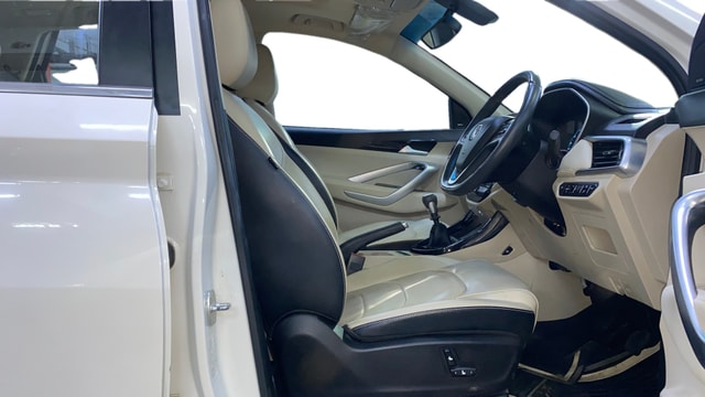 View MG Hector Image 27 Used MG Hector Image 27