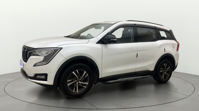 View Mahindra XUV700 Image 37 Used Mahindra XUV700 Image 37