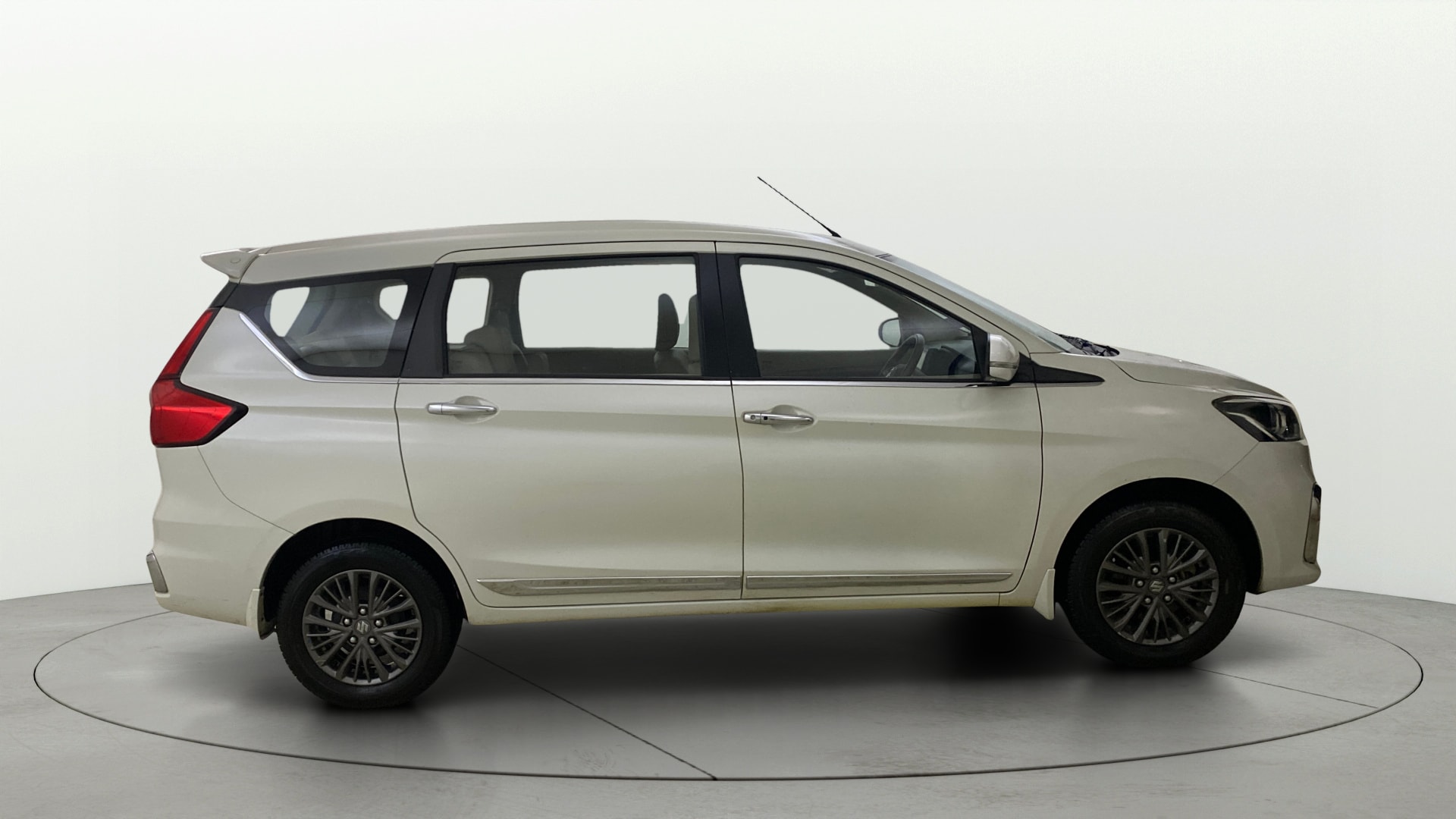 View 2019 Maruti Suzuki 1000 Base Variant Image 8 Used 2019 Maruti Suzuki 1000 Base Variant Image 8