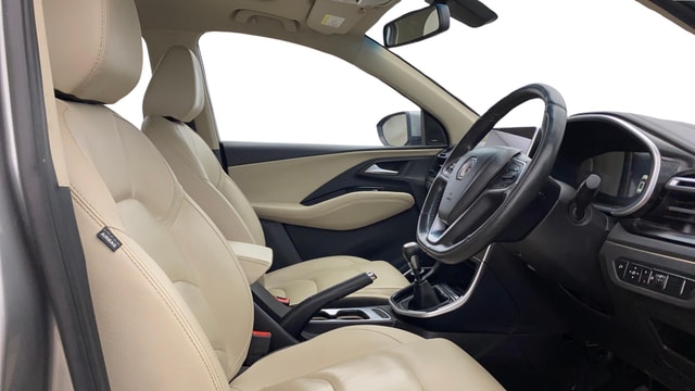 View MG Hector Image 18 Used MG Hector Image 18