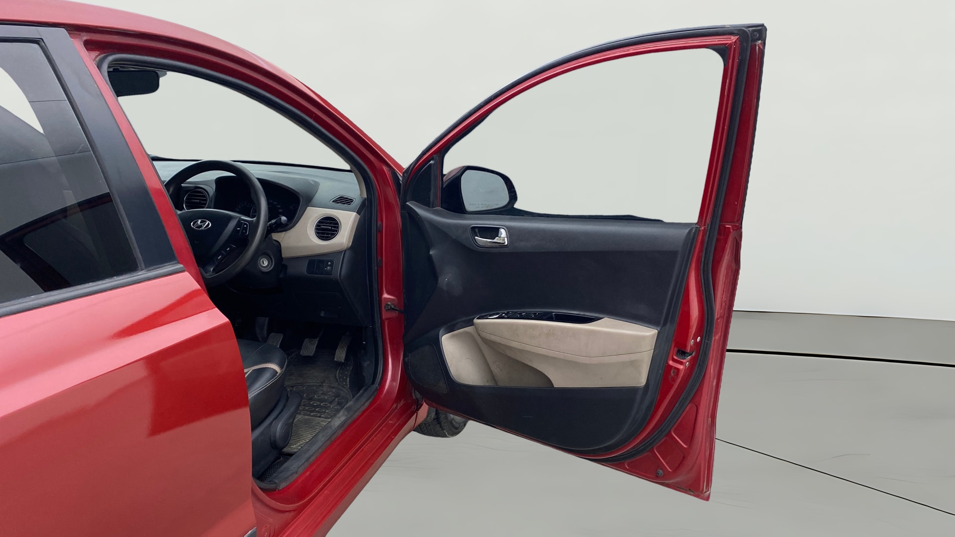 View 2015 Hyundai Xcent S Petrol Image 43 Used 2015 Hyundai Xcent S Petrol Image 43