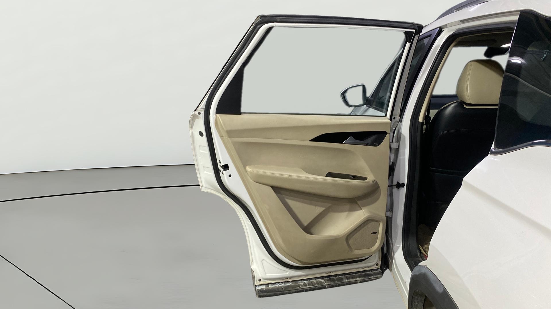 View 2022 MG Hector Sharp Diesel Image 15 Used 2022 MG Hector Sharp Diesel Image 15