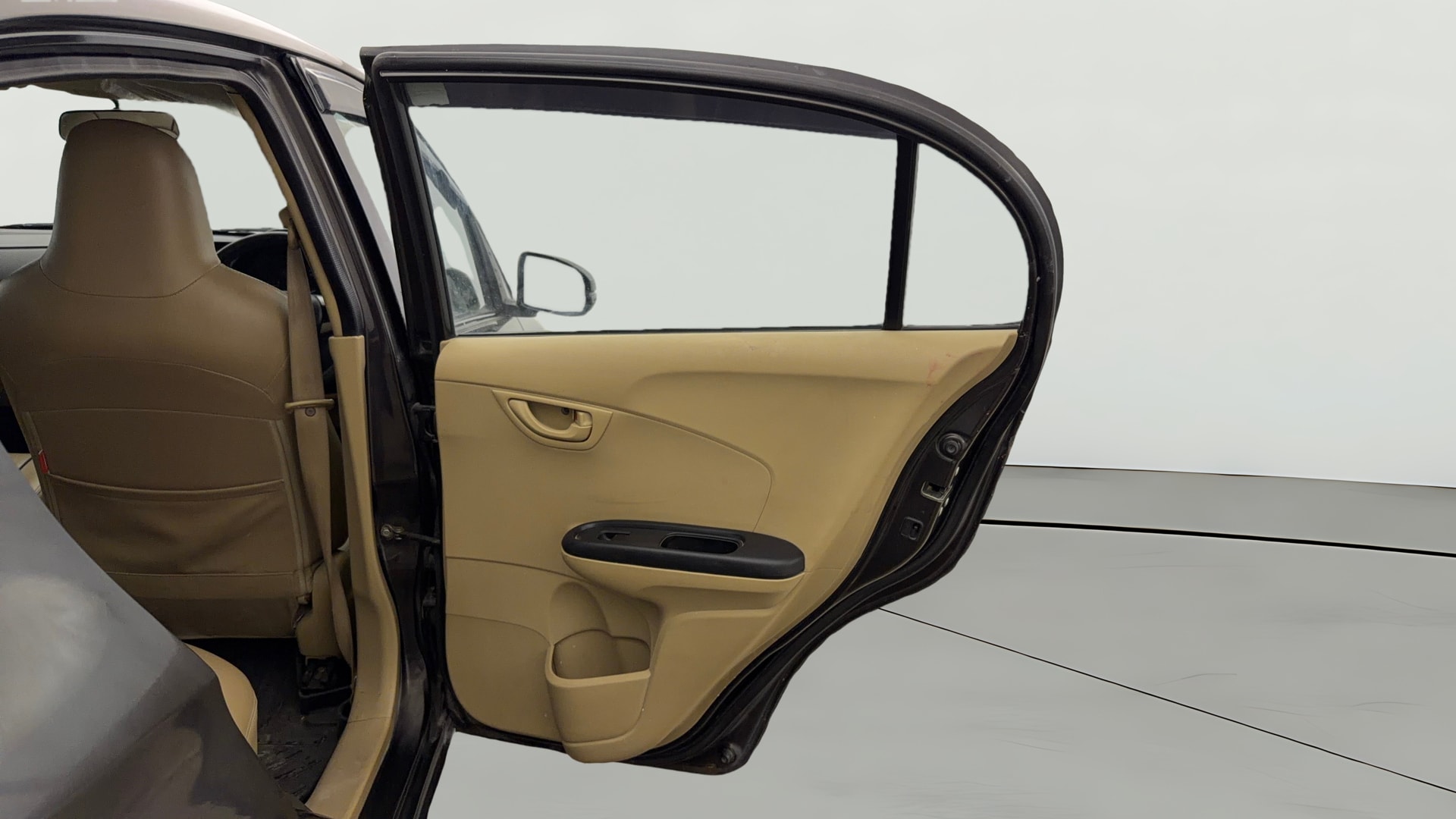 View 2016 Honda Amaze E MT Petrol BS IV Image 7 Used 2016 Honda Amaze E MT Petrol BS IV Image 7
