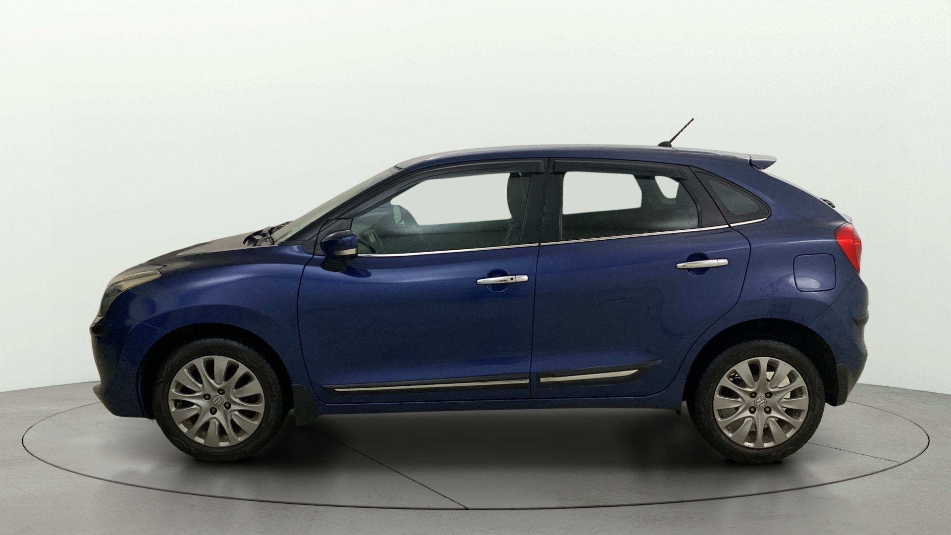 View 2018 Maruti Suzuki 1000 Base Variant Image 5 Used 2018 Maruti Suzuki 1000 Base Variant Image 5