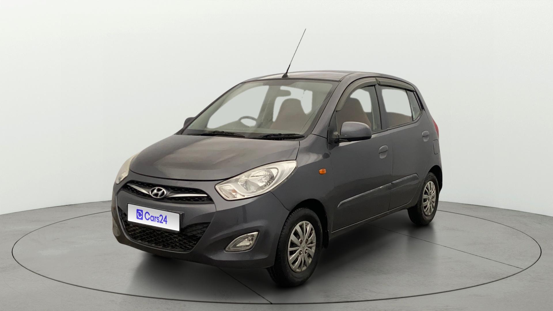 View 2014 Hyundai i10 1.2 Sportz MT Image 34 Used 2014 Hyundai i10 1.2 Sportz MT Image 34