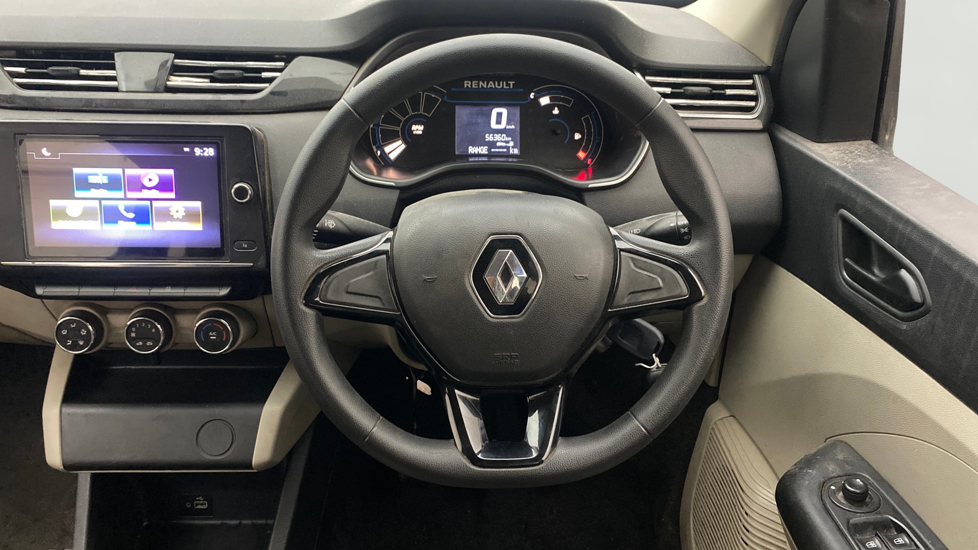 View 2019 Renault Triber RXT Image 20 Used 2019 Renault Triber RXT Image 20