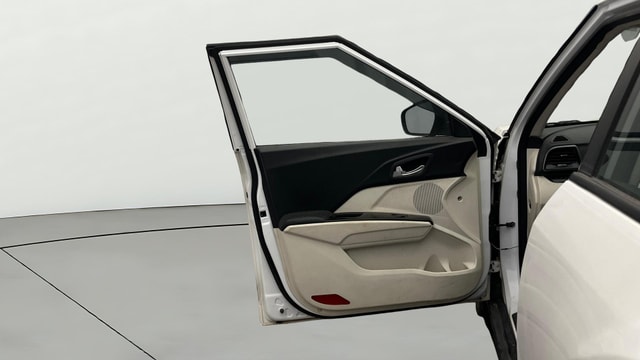 View Mahindra XUV 3XO Image 39 Used Mahindra XUV 3XO Image 39