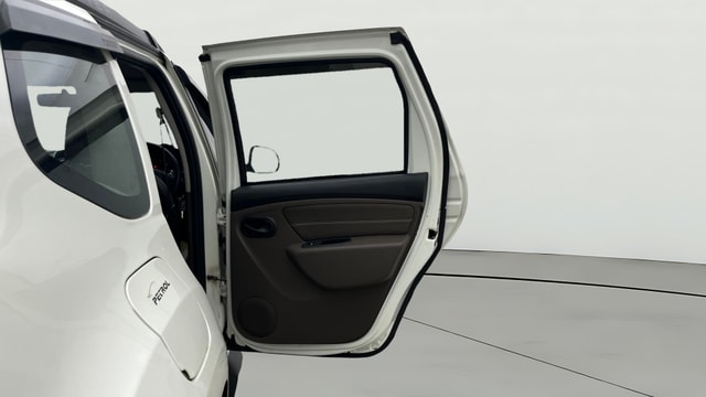 View Renault Duster Image 7 Used Renault Duster Image 7