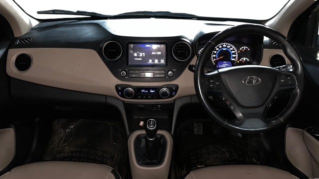 View Hyundai Grand i10 Image 15 Used Hyundai Grand i10 Image 15