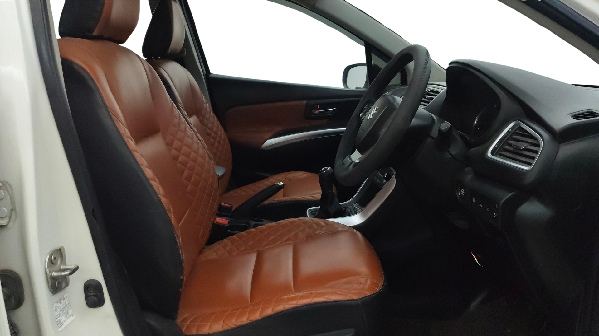 View 2017 Maruti Suzuki 1000 Base Variant Image 27 Used 2017 Maruti Suzuki 1000 Base Variant Image 27