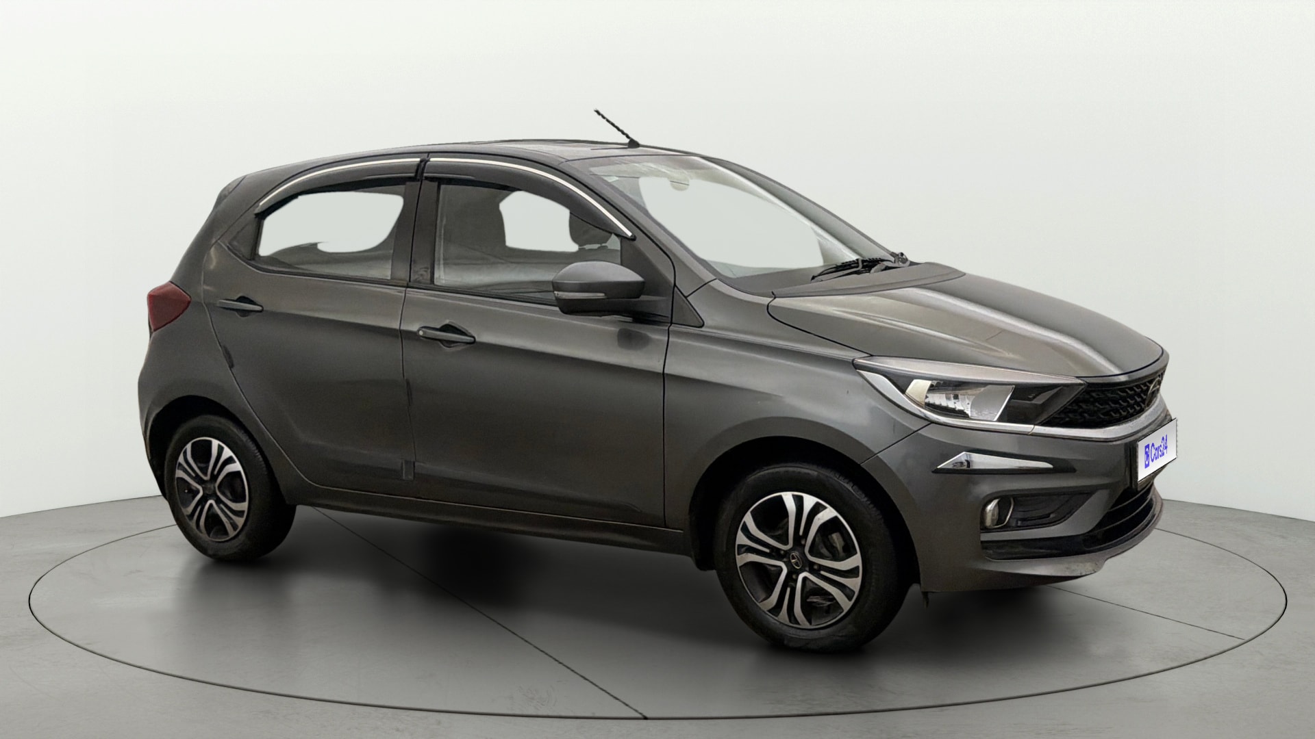 View 2021 Tata Tiago Revotorq XB Image 13 Used 2021 Tata Tiago Revotorq XB Image 13