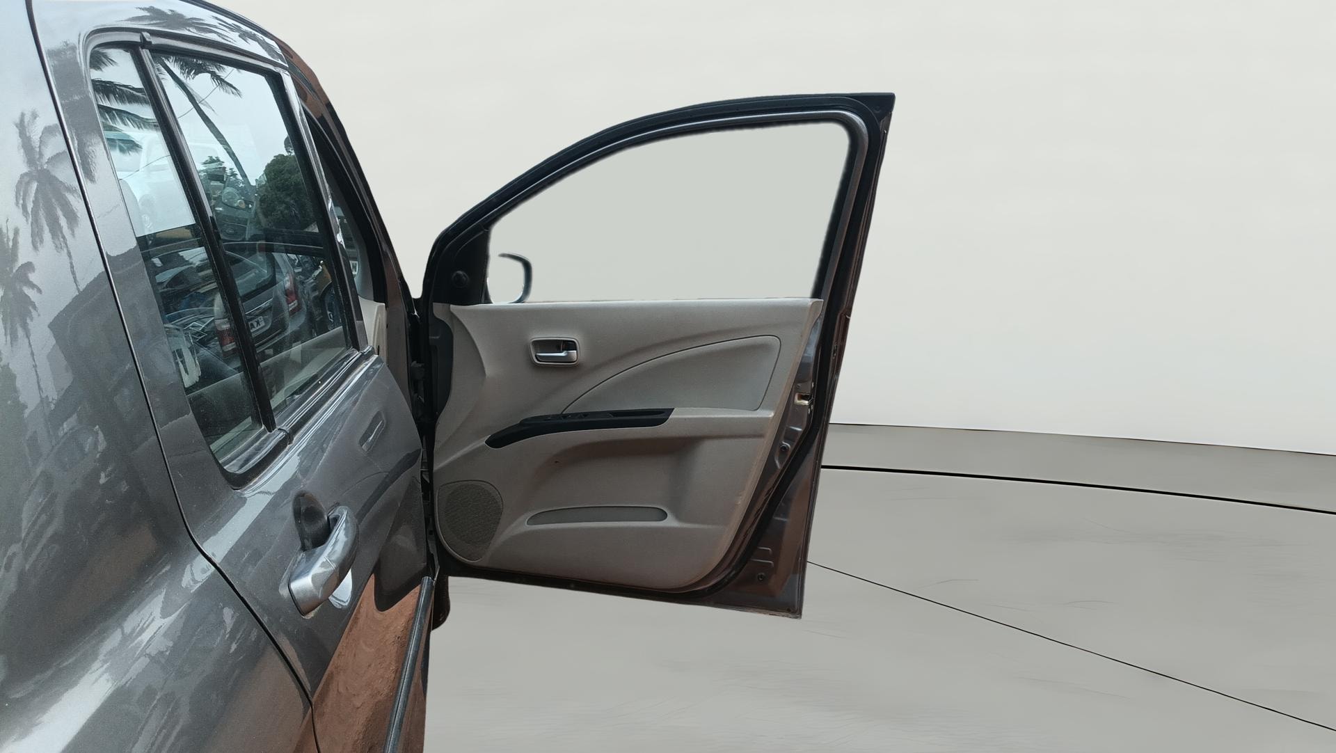 View 2018 Maruti Suzuki 1000 Base Variant Image 43 Used 2018 Maruti Suzuki 1000 Base Variant Image 43