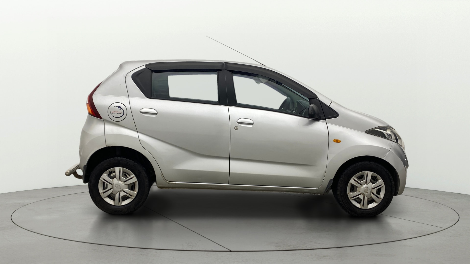 View 2019 Datsun Redi GO S-1.0L BS IV Image 8 Used 2019 Datsun Redi GO S-1.0L BS IV Image 8