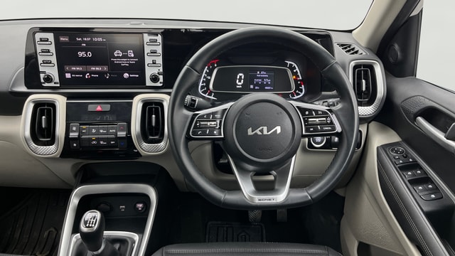 View Kia Sonet Image 21 Used Kia Sonet Image 21