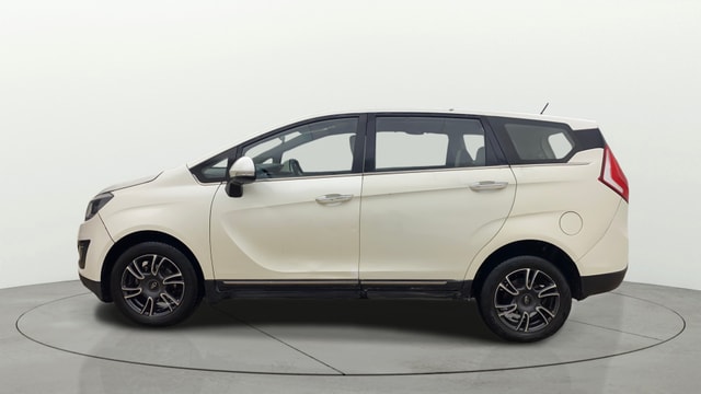 View Mahindra Marazzo Image 26 Used Mahindra Marazzo Image 26