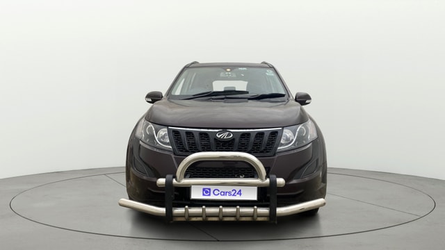 View Mahindra XUV500 Image 1 Used Mahindra XUV500 Image 1