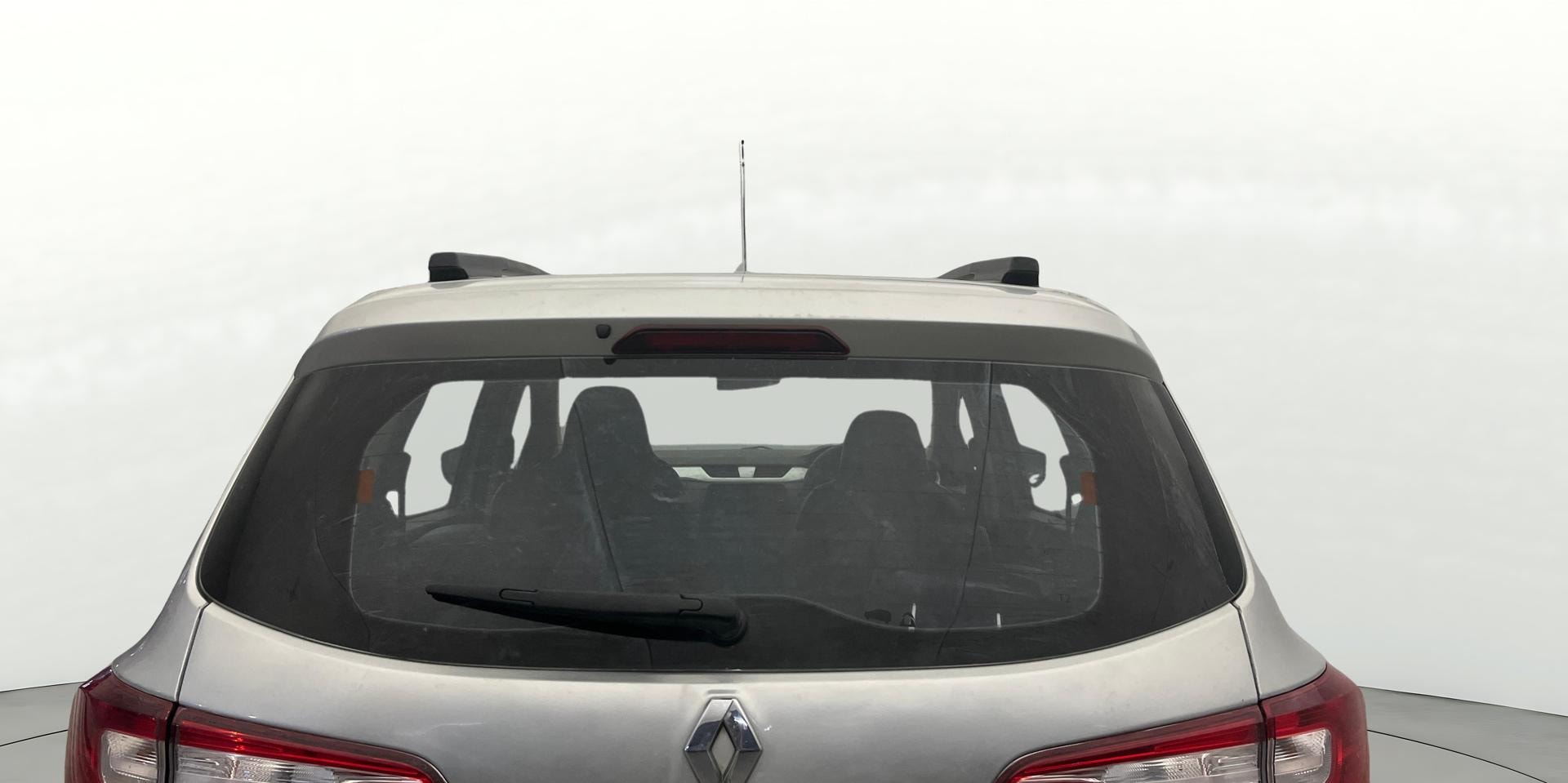 View 2020 Renault Triber RXZ Image 3 Used 2020 Renault Triber RXZ Image 3