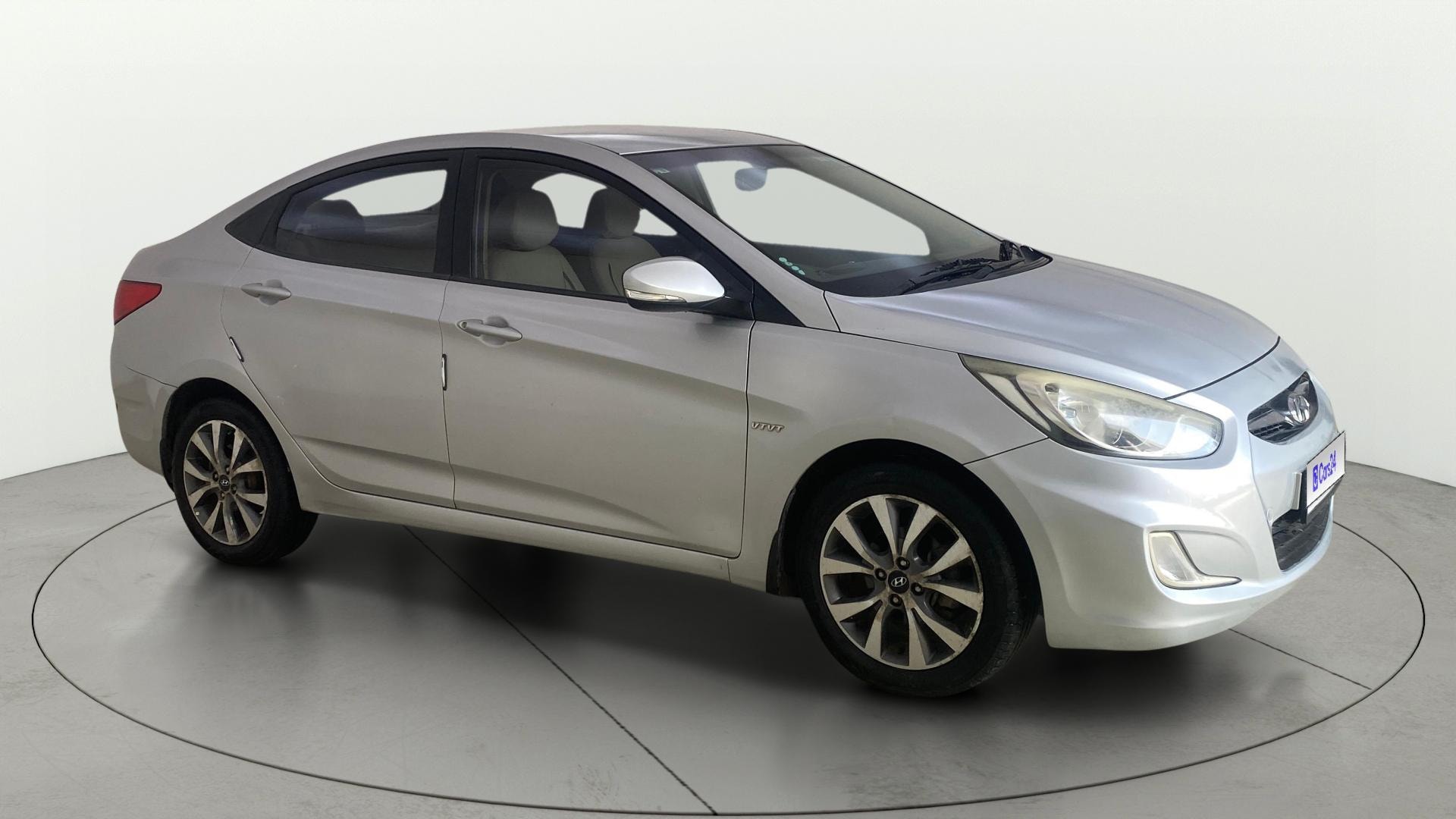 View 2013 Hyundai Fluidic Verna 1.6 VTVT SX Image 21 Used 2013 Hyundai Fluidic Verna 1.6 VTVT SX Image 21