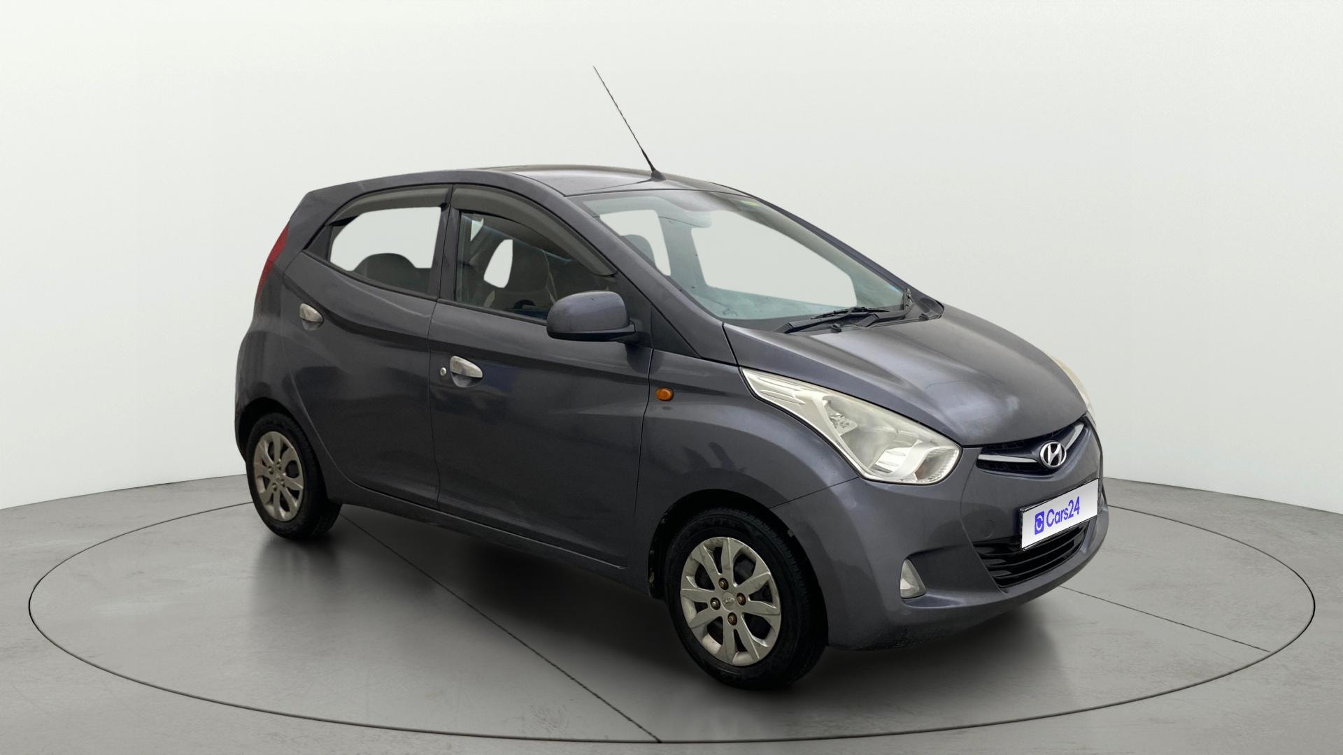 View 2018 Hyundai EON Sportz Image 35 Used 2018 Hyundai EON Sportz Image 35