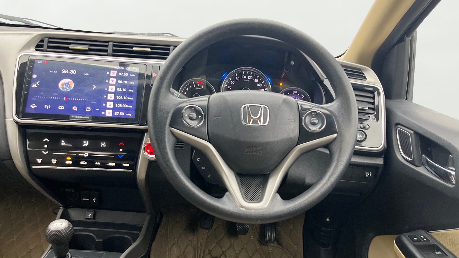 View 2019 Honda City ZX MT Diesel Anniversary Edition Image 21 Used 2019 Honda City ZX MT Diesel Anniversary Edition Image 21