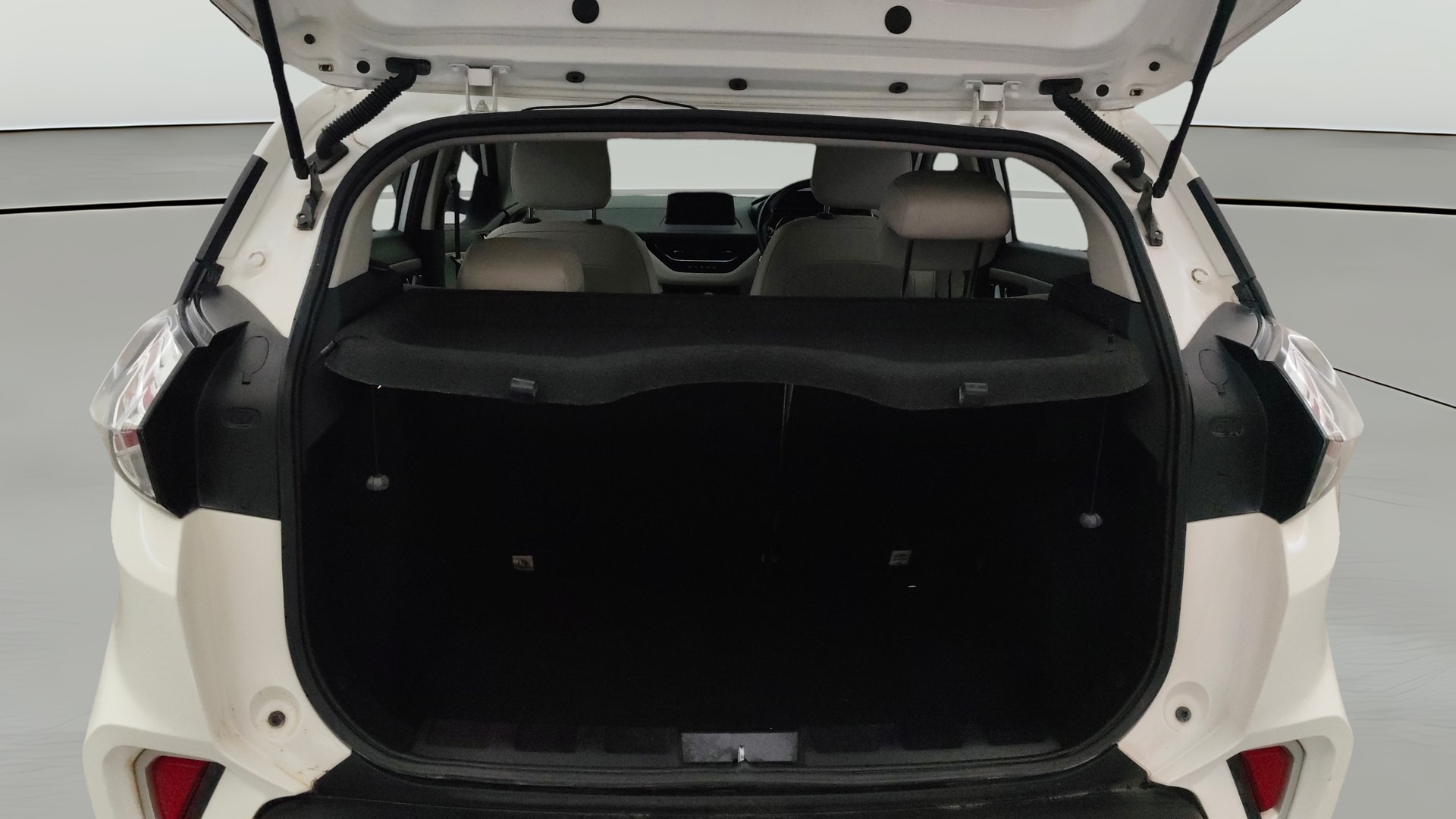 View 2022 Tata Nexon Revotron XE Image 42 Used 2022 Tata Nexon Revotron XE Image 42