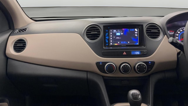 View Hyundai Grand i10 Image 17 Used Hyundai Grand i10 Image 17