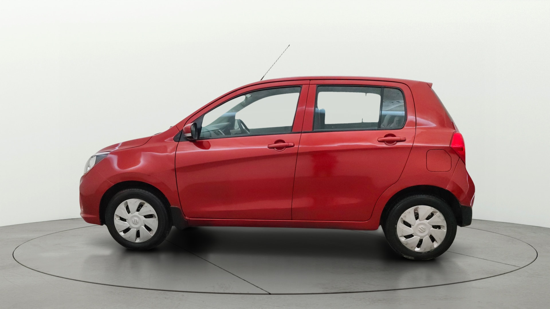 View 2018 Maruti Suzuki 1000 Base Variant Image 5 Used 2018 Maruti Suzuki 1000 Base Variant Image 5