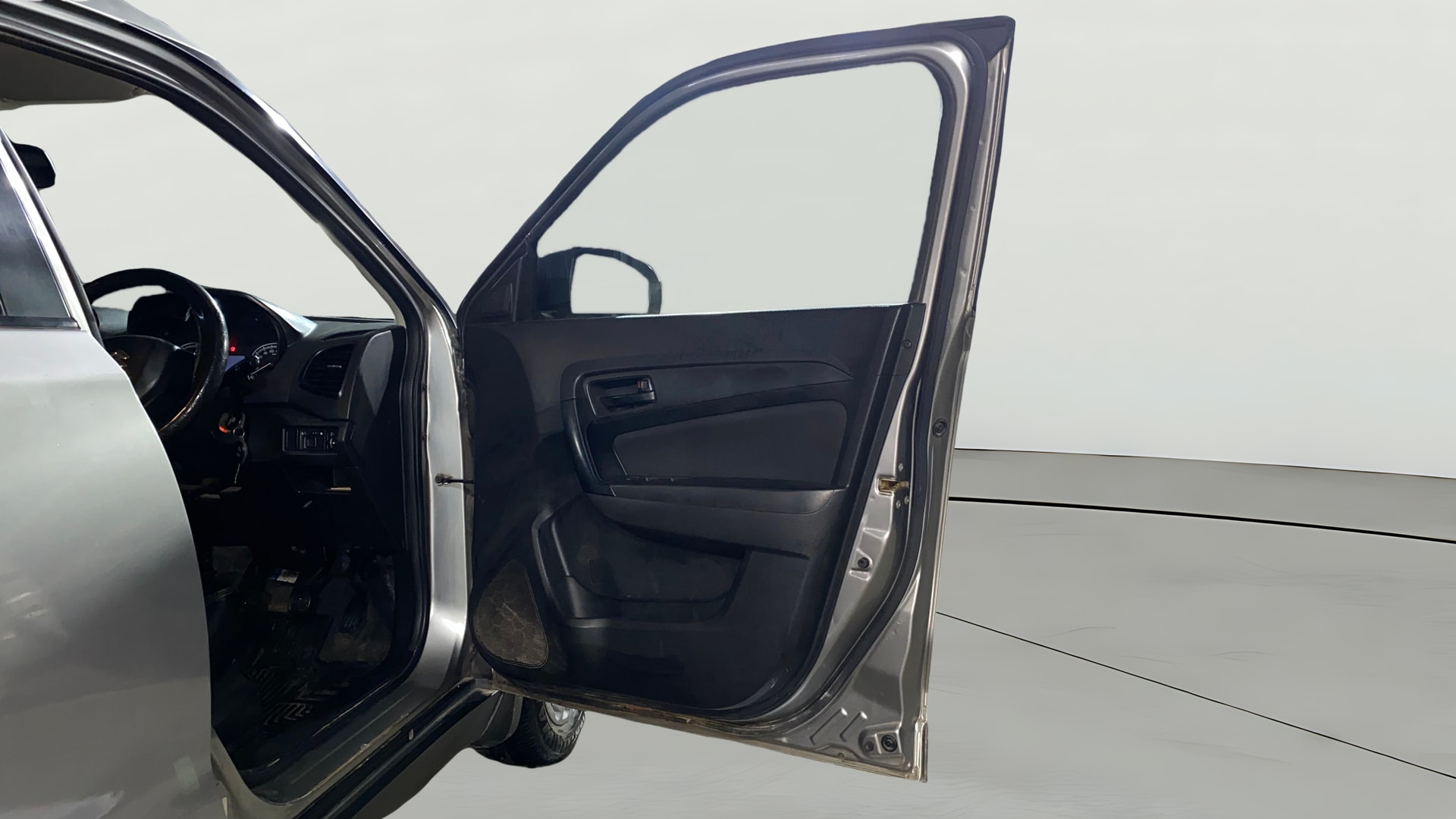 View 2019 Maruti Suzuki 1000 Base Variant Image 44 Used 2019 Maruti Suzuki 1000 Base Variant Image 44